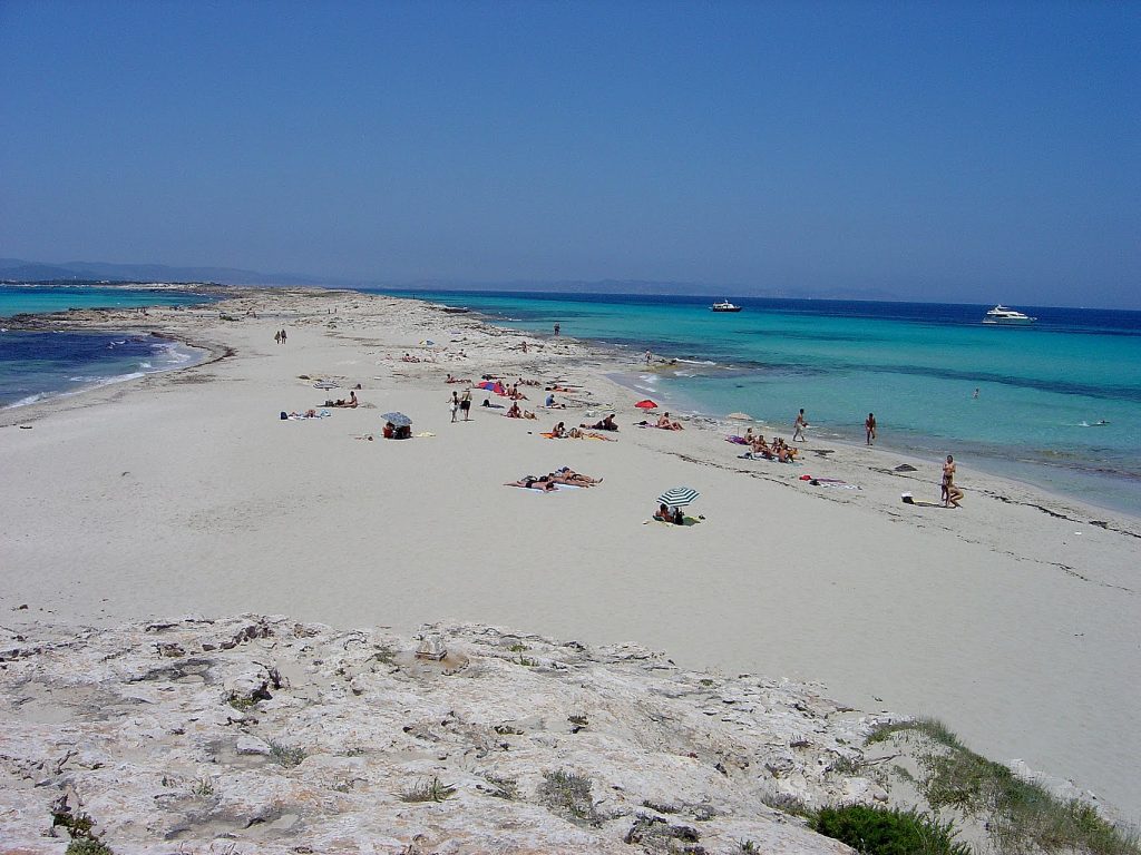 Playa de Ses Illetes, un juego de color