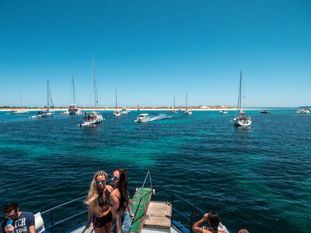 Llegar a Formentera en barco - EsFormentera.com