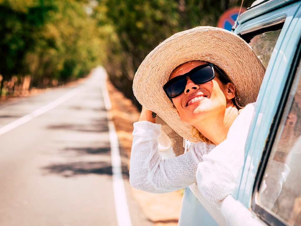 Coche vs. Moto ¿Qué es mejor para alquilar en Formentera?