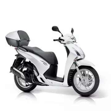 Moto de alquiler honda pasion 125 en Formentera